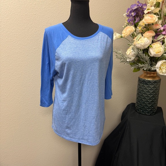 Danskin Now Blue Raglan 3/4 Sleeve Active Tee Women’s L (12-14) Loose Fit - Picture 1 of 6